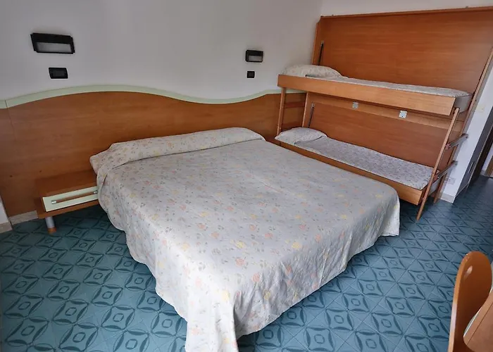 Szálloda Rondinella 3*